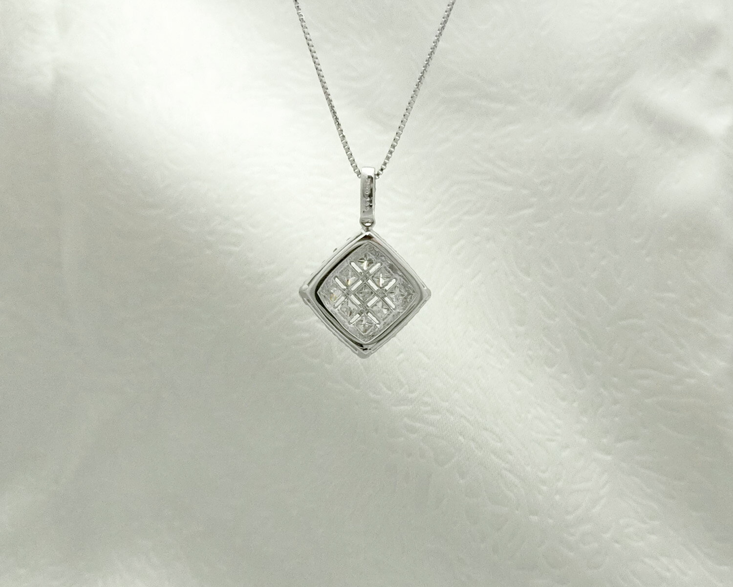 【ふるさと納税】＜ 甲府ジュエリー ＞ ネックレス ペンダント ジュエリー アクセサリー レディース プラチナ ダイヤモンド カジュアル プリンセスカット 鑑別書付 保証書付 k109-006 サムネイル2