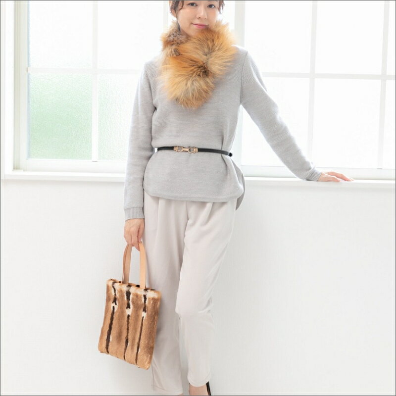 【ふるさと納税】個性が息づくプリント柄！　牛革持ち手 ラビット手提げバッグ サムネイル2