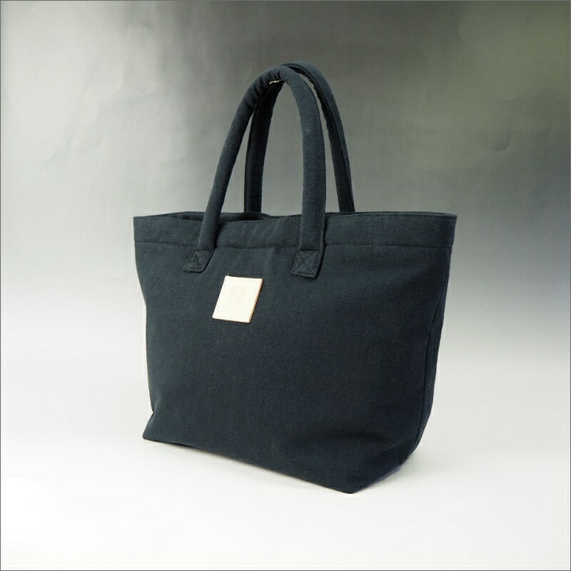 感動を生む吊り編みの技！度詰め天竺ニットトート　黒