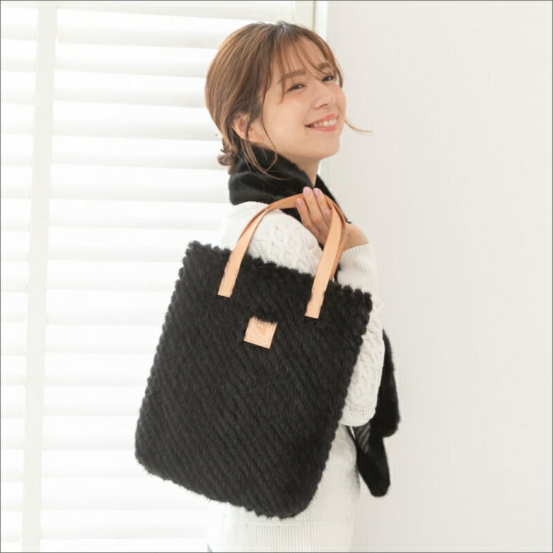 毛皮の宝石　高級ミンク 牛革持ち手 ハンディーバッグ　BK