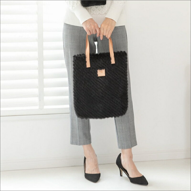 【ふるさと納税】毛皮の宝石　高級ミンク 牛革持ち手 ハンディーバッグ　BK サムネイル3