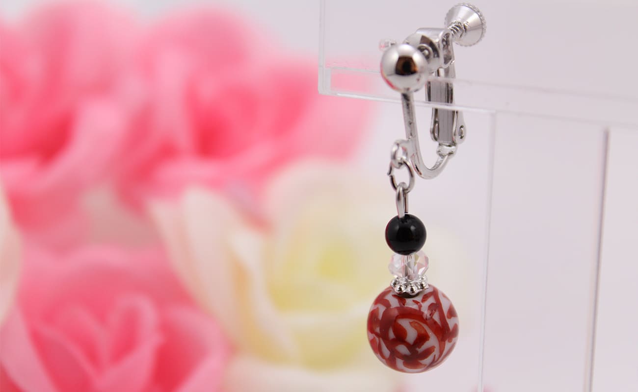 【ふるさと納税】二宮閑山 有田焼赤たこ唐草紋様イヤリング おしゃれ アクセサリー 磁器 A15-368 サムネイル3