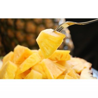 【ふるさと納税】ゆたかパイン農園のNパイン　2玉（約3.5kg） 2026年発送 沖縄県産 東村 パイナップル ジューシー 希少 高級フルーツ 南国フルーツ 国産フルーツ 農家直送 パイン 果物 贈り物 おすすめ お土産 人気 やんばる 大自然 南国気分 沖縄本島北部 サムネイル2