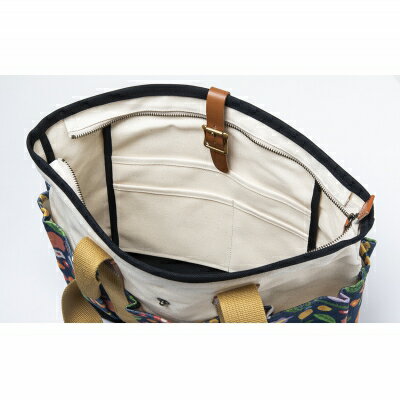 【ふるさと納税】「琉球帆布」アートクラフトマンバッグ （mirei） - 実用性 帆布 トート キャンバス生地 丈夫 ベーシック おしゃれ ファッション お出かけ かばん 鞄 手仕事 手づくり ハンドメイド 琉球帆布 伝統技術 沖縄県 八重瀬町【価格改定】 サムネイル3