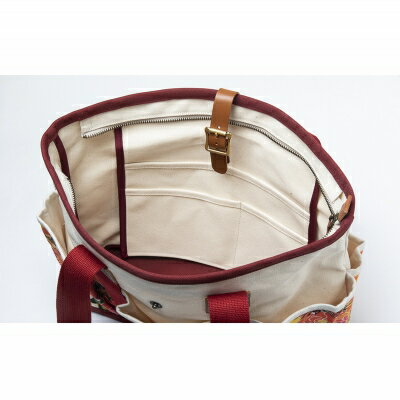 【ふるさと納税】「琉球帆布」アートクラフトマンバッグ （RYUKA バタフライ）- 実用性 帆布 トート キャンバス生地 丈夫 ベーシック おしゃれ ファッション お出かけ かばん 鞄 手仕事 手づくり ハンドメイド 琉球帆布 伝統技術 沖縄県 八重瀬町【価格改定】 サムネイル3