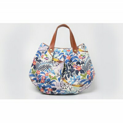 【ふるさと納税】「琉球帆布」アートパンプキンバッグ きらきらシークヮーサー - 8号帆布 琉球紅型 人気 紅型作家 宮城守男 おしゃれ レディース ファッション お出かけ かばん 鞄 手仕事 手づくり ハンドメイド 琉球帆布 伝統技術 沖縄県 八重瀬町【価格改定】 サムネイル3