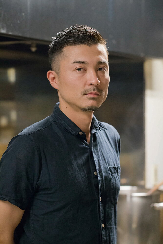 【ふるさと納税】 辛いラーメン14 2食 スパイスラーメン 中辛 北海道産 食材 小麦 特製 スープ 中太ちぢれ麺 コク 旨味 新感覚 具材付き 辛い スパイス ラーメン 冷凍 北海道 札幌市 - 画像2