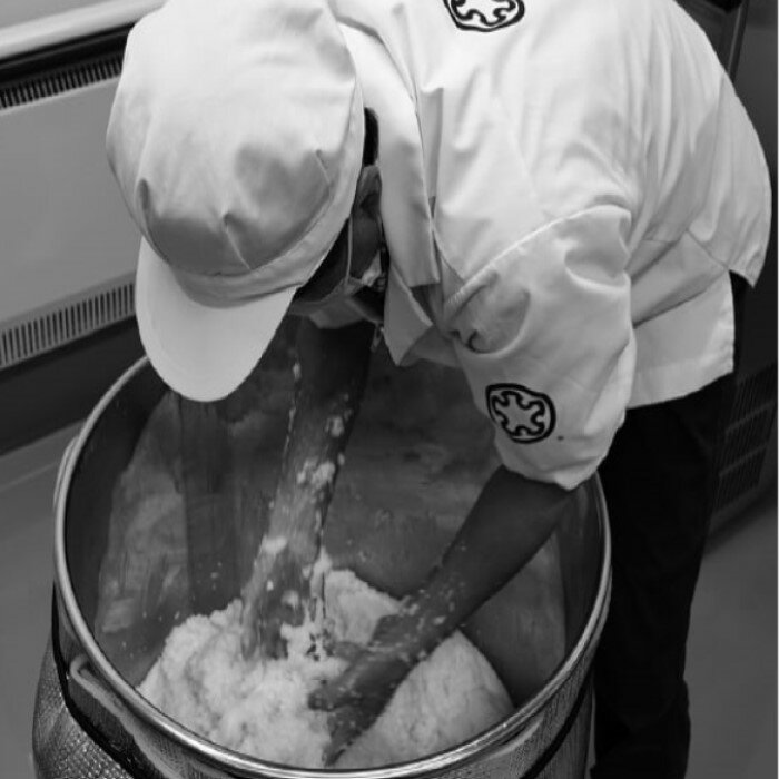 【ふるさと納税】函館五稜乃蔵 五稜乃蔵 五稜 純米吟醸 720ml 2本 化粧箱入 地酒 日本酒 お取り寄せ 北海道 函館市 サムネイル3