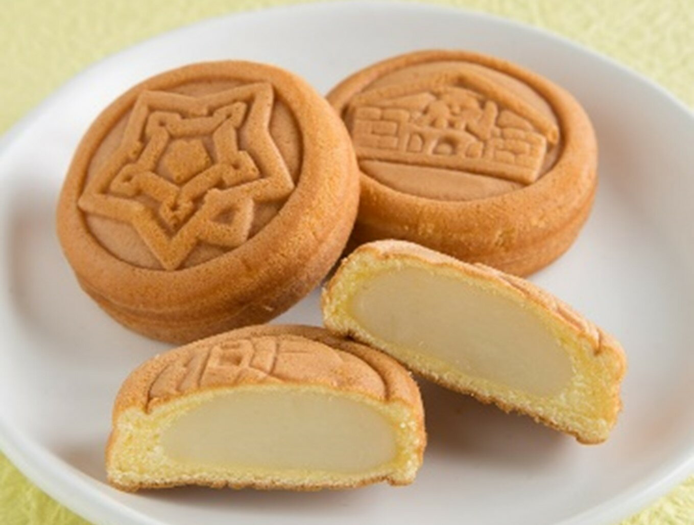 【ふるさと納税】函館散歩 20個入(小豆あん10個・ミルクあん10個) - 画像2