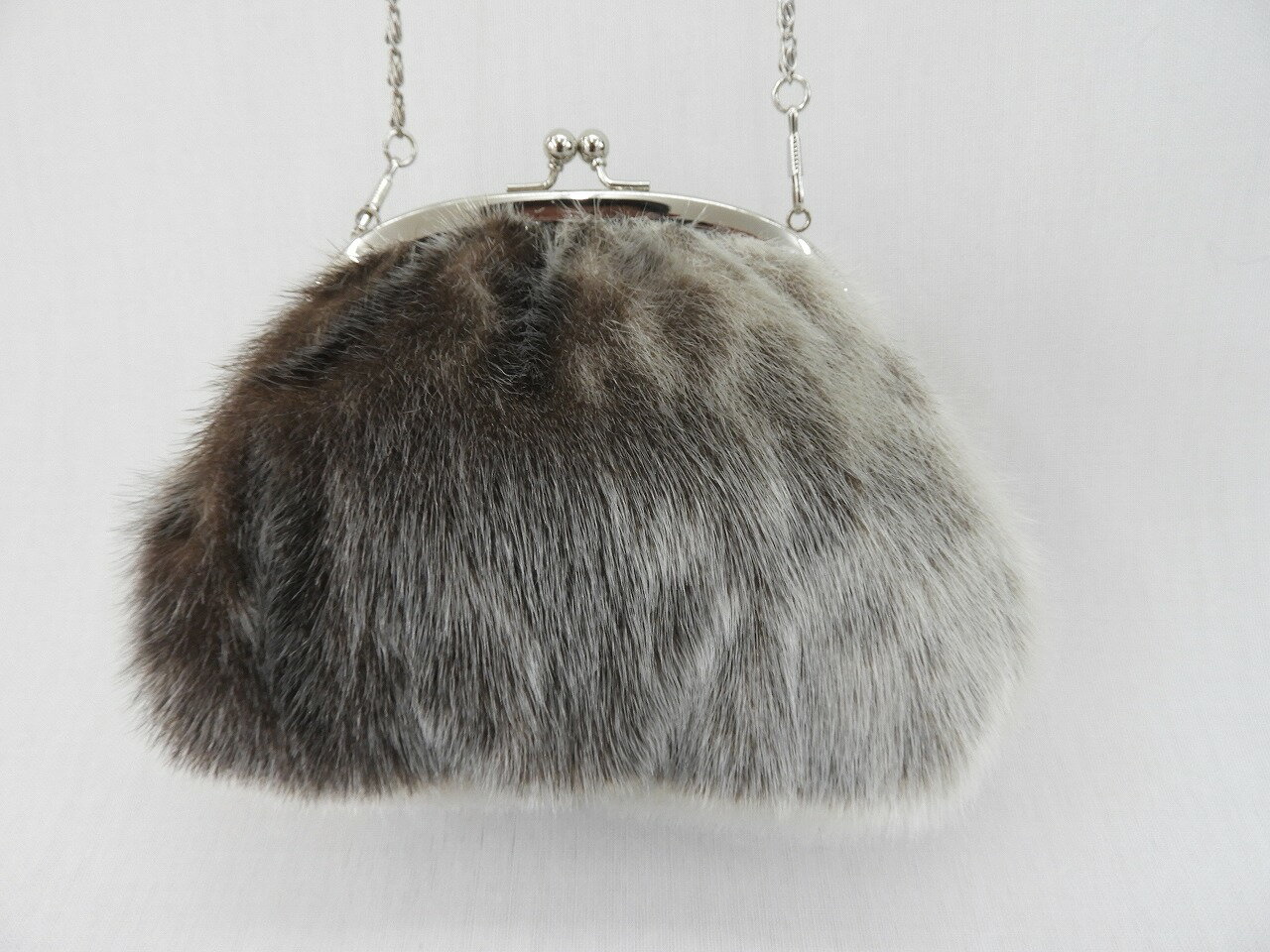 【ふるさと納税】アザラシがま口ポシェット サムネイル2