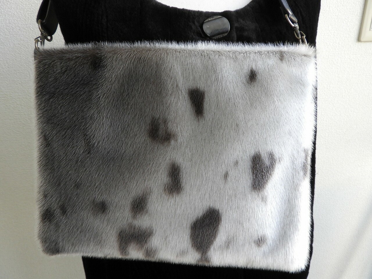 【ふるさと納税】アザラシ サコッシュ サムネイル2