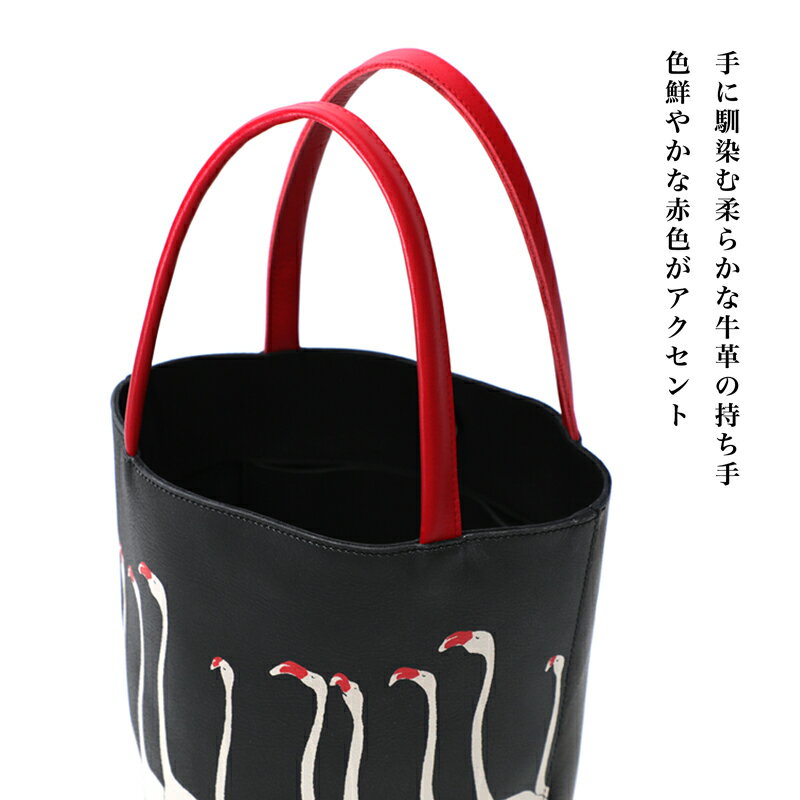【ふるさと納税】OZIO フラミンゴ ミニバケツバッグ 約 W26 × H24 cm コンパクト 見た目以上 収納力 牛革 ハンドメイド 上質 牛革 革製品 OZIO独自 技法 こだわり アート作品 美しさ ファッション お取り寄せ 北海道 函館市 送料無料 サムネイル3