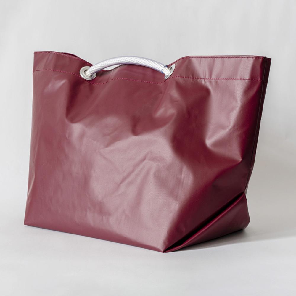 【ふるさと納税】市場 TOTE でお買い物 ＜マルーン＞ トートバッグ | バッグ トートバッグ エコバッグ 買い物バッグ ショッピングバッグ テント地 テント用生地 防水 撥水 小樽市 北海道 送料無料 サムネイル2