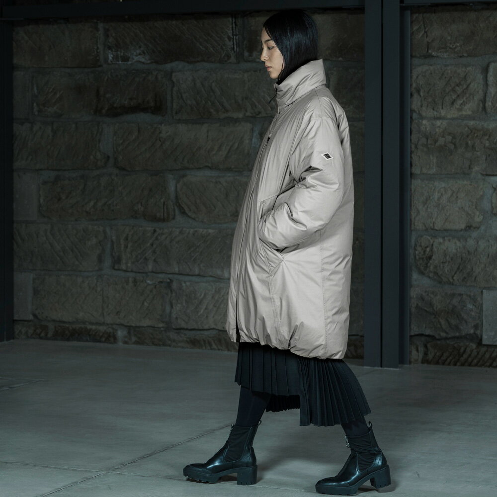 【ふるさと納税】＜選べるカラー・サイズ＞＜UNISEX＞北海道ダウン：RETAR NUY/レタールヌイ［TANNE/タンネ］ LONG DOWN COAT M/L/XL 3色展開 ロングダウンコート ジャケット ホワイトグースダウン 男女兼用 衣類 衣料 ファッション 送料無料 【2025年11月下旬より発送開始】 サムネイル2