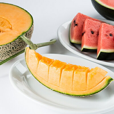 【ふるさと納税】【先行予約　2026年発送】極里メロンとスイカセット_ メロン すいか 西瓜 セット 詰合せ 果物 くだもの フルーツ 北海道 富良野 贈答 ギフト 送料無料 お取り寄せ 人気 おすすめ 極里メロン 【1269857】 サムネイル2