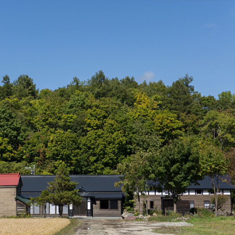 【ふるさと納税】宿泊 旅行 ギフト　古民家の宿「Solii」 食事券（夕食（のし対応）・朝食）1名様分　北海道 石狩市 いしかり 旅行券 チケット トラベル 家族旅行 一棟貸し 貸別荘 日本建築 伝統 和室 グルメ - 画像3