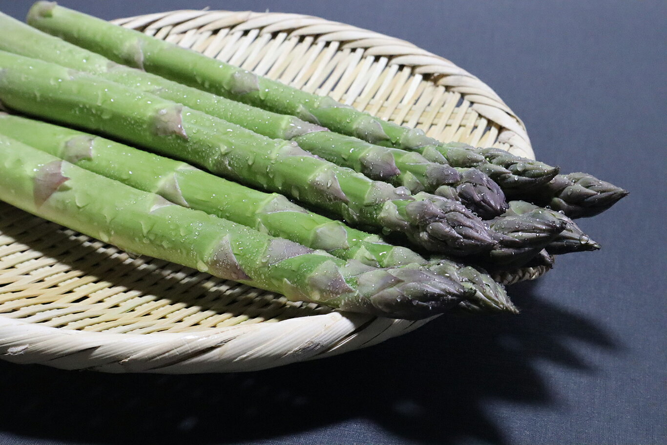 【ふるさと納税】【北海道由仁町】春の恵みをお届け！朝採りグリーンアスパラ - 画像2