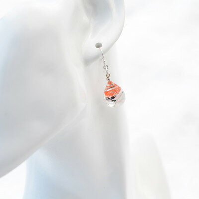 【ふるさと納税】【Soukore】ガラスアクセサリー・タンチョウ粉雪の舞・ピアス【1626457】 サムネイル3