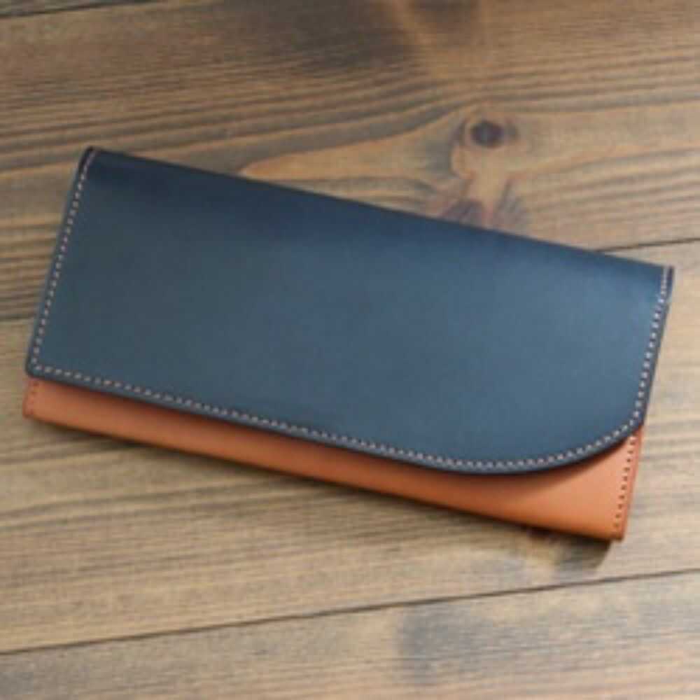 tanikoオリジナル バイカラー長財布(紺×赤茶）《厚真町》【Taniko leather】[AXAP014]