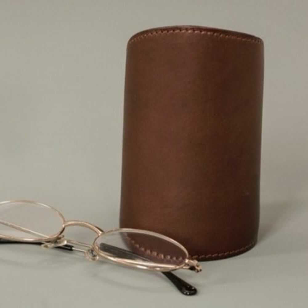 【ふるさと納税】tanikoオリジナル 眼鏡スタンド《厚真町》【Taniko leather】 レザー 革 革製品 作家物 手作り メガネ メガネスタンド 文房具 ギフト 北海道[AXAP015] サムネイル2