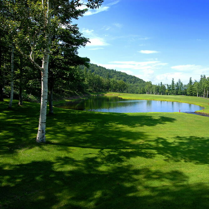 【ふるさと納税】北海道クラシックゴルフクラブ帯広 施設利用補助券 北海道 ゴルフ場利用券 プレー券 ゴルフ 帯広 クラシックゴルフクラブ 十勝 清水町 四季折々 初心者 上級者 自然 リフレッシュ コース 割引 温泉 クラブハウス 道東 リラックス 送料無料 - 画像2