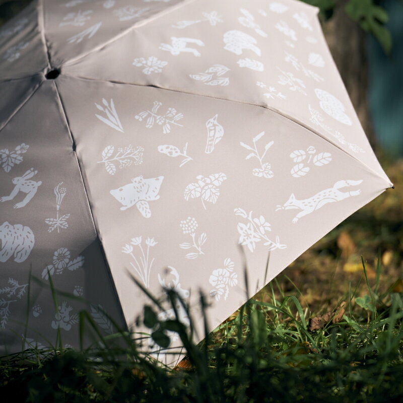 【ふるさと納税】[磯 優子 / Yuko Iso] オリジナルデザイン 折りたたみ傘（17cm）×1本【発送時期が選べる】オリジナル デザイン 折りたたみ 折り畳み 傘 おしゃれ かわいい シンプル レディース 通勤 通学 晴雨兼用 UV カット 撥水 北海道 釧路町 釧路超 特産品 br08 サムネイル3