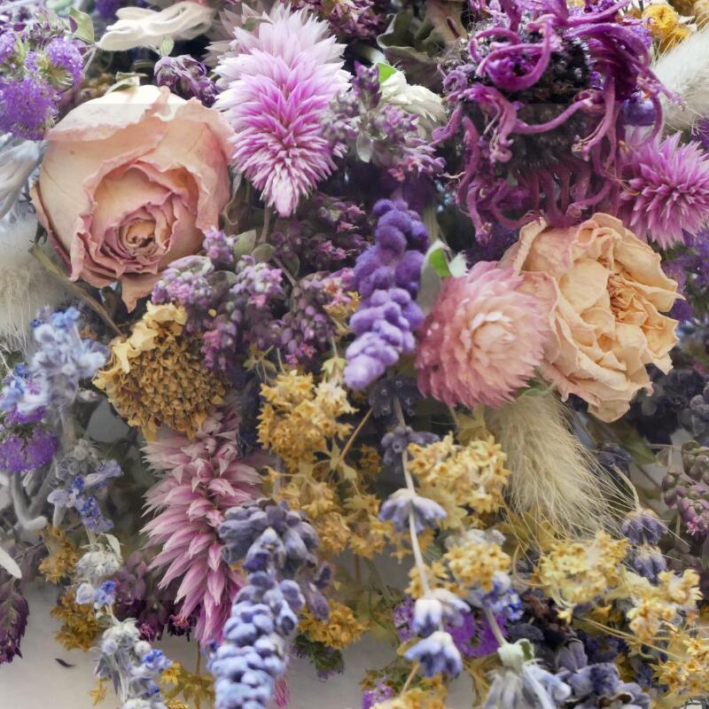 【ふるさと納税】 スワッグブーケ　鶴居村産ドライフラワーの花束　お部屋のインテリア　贈り物　お洒落 - 画像2