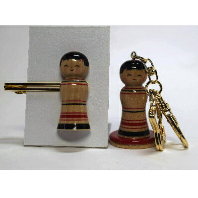 「こけス」ネクタイピン&キーホルダー(赤ロクロ線)【1238390】