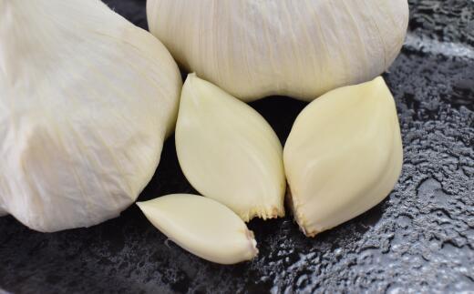 【ふるさと納税】東北町産　ホワイト6片にんにく　【02408-0062】# 大玉 にんにく 青森県 東北町 大魚 株式会社 - 画像3