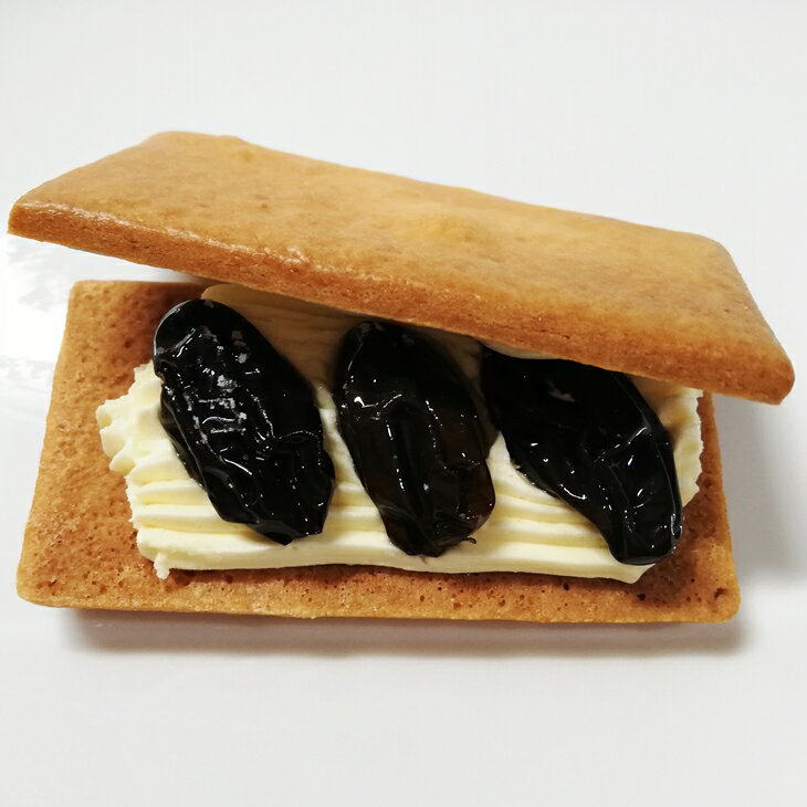 【ふるさと納税】生 レーズン サンド 大粒（佐藤ぶどう園産使用） 5個入り スイーツ お取り寄せ バターサンド ぶどう クッキー 冷凍発送 バレンタイン ホワイトデー 母の日 プレゼント ギフト サムネイル2