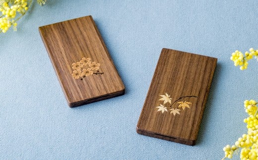 【ふるさと納税】木象嵌 スタンドミラー 木製 木工品 ウォールナット 無垢材 折り畳み 手鏡 桜 紅葉 手作り 贈り物 ギフト 岩手県 北上市 夢工房 E0300 かわいい インテリア 工芸品 サムネイル2