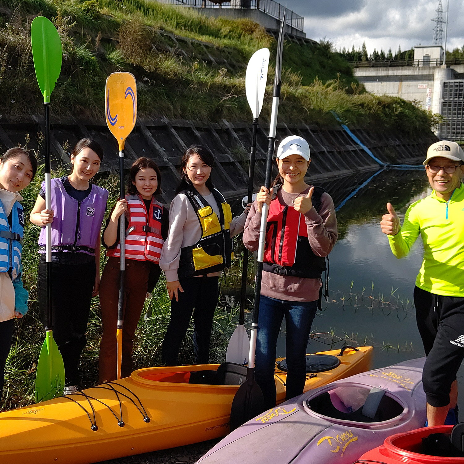 【ふるさと納税】遠野市 で SUP カヤック 体験 大人2〜4名様分 岩手県 遠野市 遠野第二ダム アウトドア アクティビティ サップ 川 湖 自然 レジャー 休暇 旅行 運動 スポーツ ダム アトラクション 誕生日 夏休み 友達 水遊び 【Lien遠野】 サムネイル3