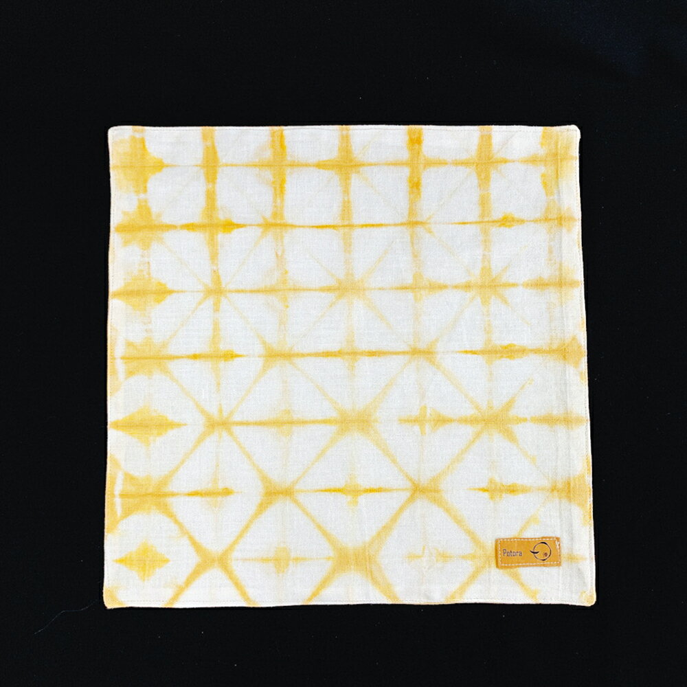 【ふるさと納税】漆染めハンカチセット 格子柄 三角柄 合計2枚 漆 漆染め ハンカチ 綿100% インテリア雑貨 雑貨 おしゃれ ファッション 国産 岩手県 二戸市 送料無料 サムネイル2