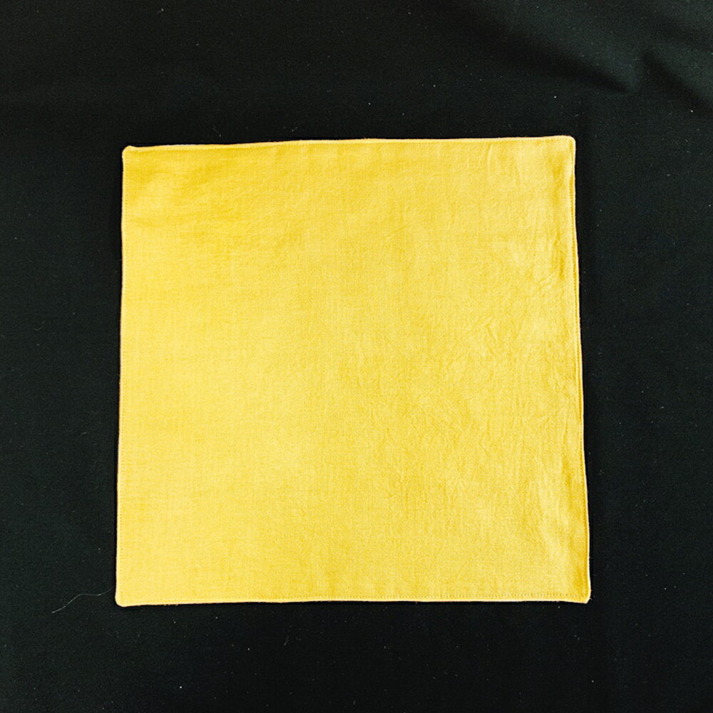 【ふるさと納税】漆染めハンカチセット 格子柄 三角柄 合計2枚 漆 漆染め ハンカチ 綿100% インテリア雑貨 雑貨 おしゃれ ファッション 国産 岩手県 二戸市 送料無料 サムネイル3