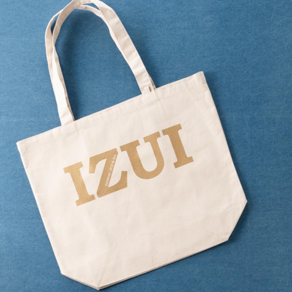 【ふるさと納税】魔法の言葉「いずい」で「もちつもたれつ」IZUIトートバック(ナチュラル) | 衣料 ファッション かばん カバン 鞄 トート 人気 おすすめ 送料無料 サムネイル3