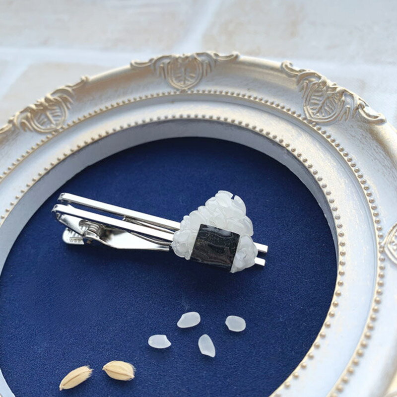 【ふるさと納税】【izu-3】おにぎりネクタイピン シルバー《秋田県横手市産あきたこまち使用》 サムネイル2