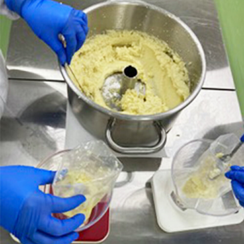 【ふるさと納税】【内容量が選べる！】あきたしらかみにんにく 冷凍ペースト　600g〜2.5kg　【40P3220・60P3218・150P3202】 にんにく ニンニク 東北 秋田 大館 国産 薬味 スタミナ 野菜 (株)gella 秋田県 大館市 送料無料 - 画像3