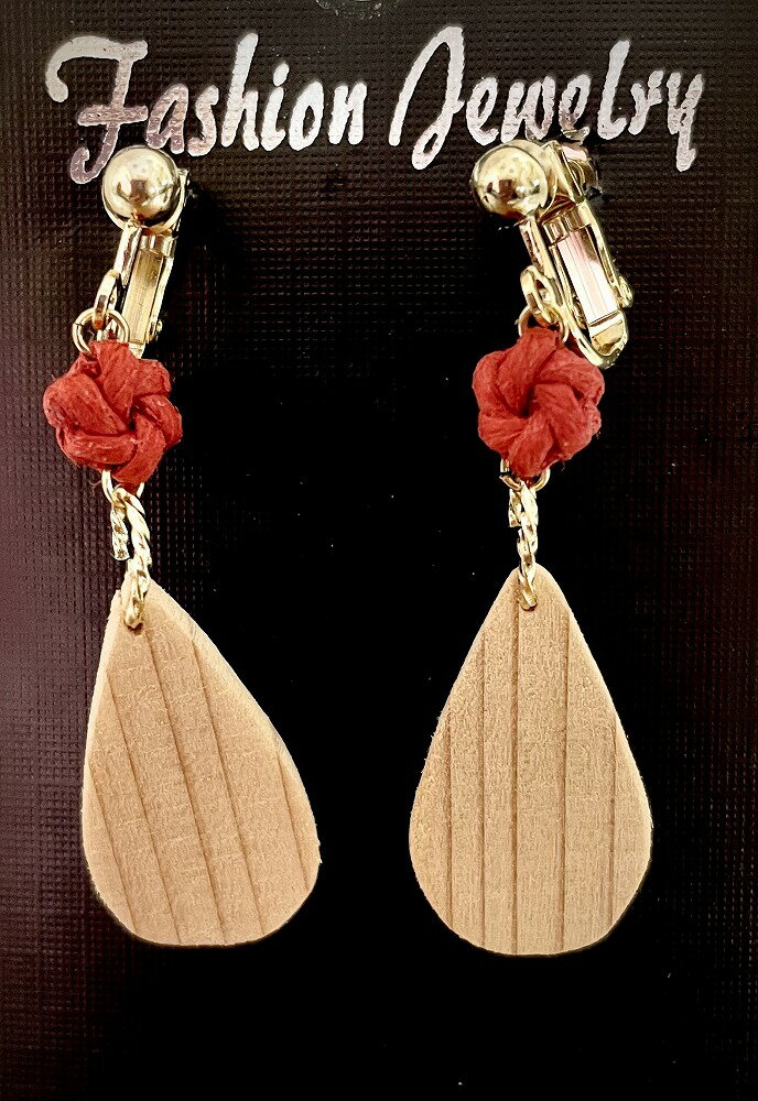 【ふるさと納税】曲げわっぱアクセサリー　雫型イヤリング 【65P6003】曲げわっぱ イヤリング 小物 ファッション 手づくり 手作り ギフト お歳暮 父の日 母の日 送料無料 秋田県 大館市 曲げわっぱ工房E08 サムネイル2