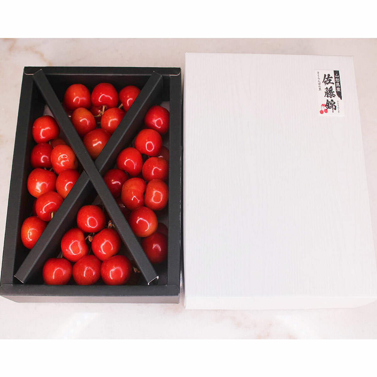 【ふるさと納税】★母の日★山形産 さくらんぼ 佐藤錦 Lサイズ 350g クロスバラ詰メッセージ付(5/4〜5/10着) 【令和8年産先行予約】FS25-543 くだもの 果物 フルーツ 山形 山形県 山形市 お取り寄せ 2026年産 サムネイル2