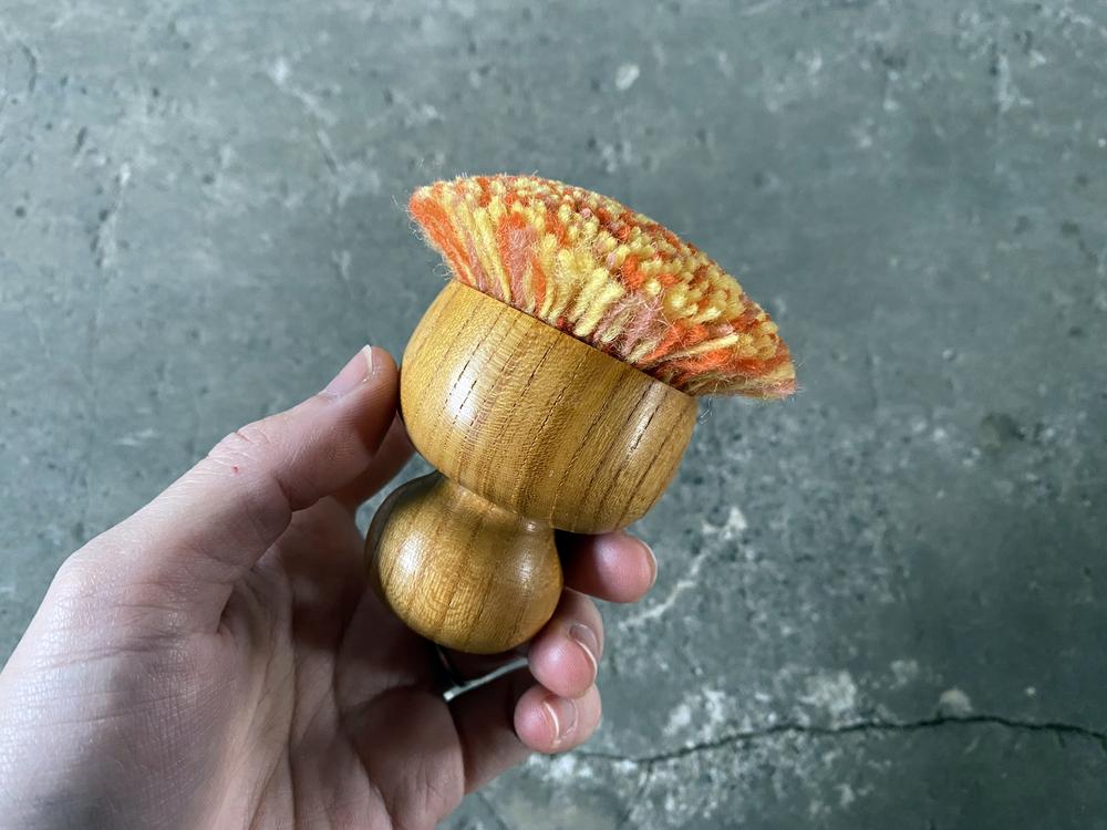 【ふるさと納税】 べにばな ウールブラシ W70mm×D70mm×70mm (選べるカラー / ブラック ダークブラウン オレンジミックス イエローミックス ピンクパープルミックス) サムネイル3