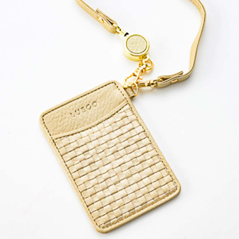 【ふるさと納税】LUEGO ジュエル パスケース リール付き ゴールド/ピンク 入学祝い 卒業祝い 就職祝い 退職祝い 贈り物 贈答 ギフト 人気 誕生日 プレゼント 母の日 父の日 山形県 新庄市 F3S-1847var サムネイル3