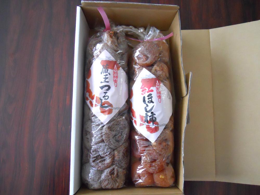 【ふるさと納税】「紅つるし柿」と「蔵王つるし柿」2本セット 紅柿 フルーツ 果物 くだもの ドライフルーツ 干柿 スイーツ 特産品 お取り寄せグルメ 和菓子 東北 山形県 上山市 0017-2530 サムネイル2