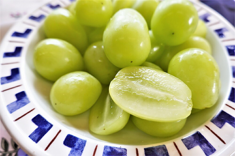 【ふるさと納税】 ぶどう シャインマスカット 2房 合計1.5kg以上 秀品 以上 果物 フルーツ お取り寄せ 産地直送 送料無料 山形県 上山市 0025-2507 サムネイル3