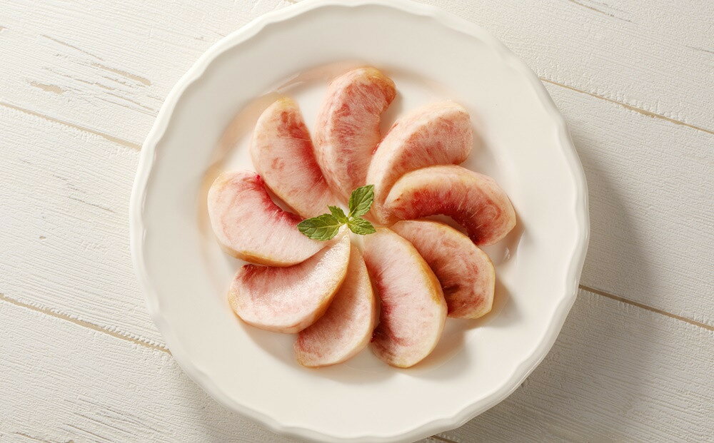 【ふるさと納税】【 フルーツ 王国 直送 !】 山形 旬 の 桃 2kg （ ゆうぞら 、 幸茜 、 白根白桃 、 紅錦香 、他） いずれか 1品種 山形県 上山市 0033-2605 サムネイル2