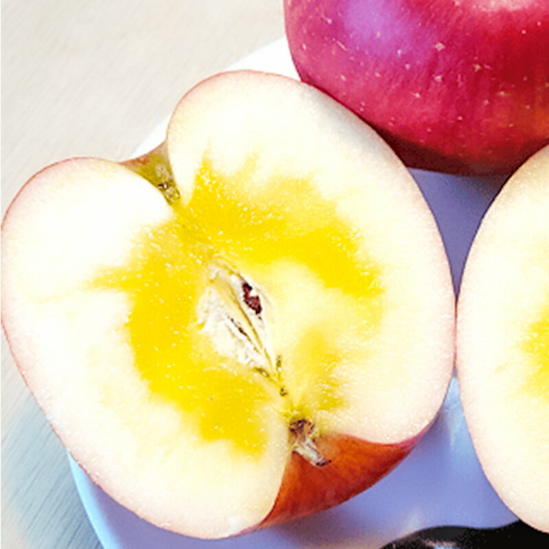 【ふるさと納税】【令和7年産先行予約】 雪んこ 完熟ふじりんご 約10kg バラ詰め 《令和8年1月上旬～発送》 【全国りんご選手権 銀賞】 『船中農園』 りんご リンゴ ふじ ふじりんご 完熟 果物 フルーツ デザート 山形県 南陽市 [696] サムネイル2