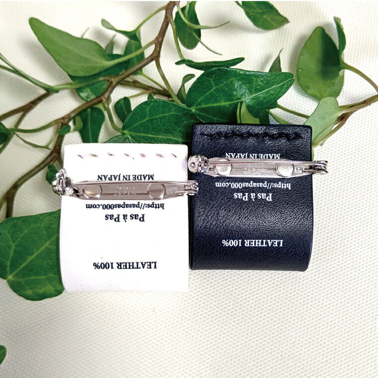 【ふるさと納税】Wash Tag タグミニブローチ ブラック【ミニブローチ ブローチ 本革 数量限定 手作り 革製品 アクセサリー 水戸市 茨城県】（AF-5） サムネイル3