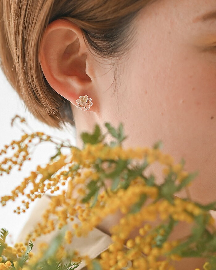 【ふるさと納税】HARIO ピアス ミモザ［HAP-MS-P］ ※離島への配送不可｜耐熱 ガラス アクセサリー ハリオ ランプワークファクトリー 職人 繊細 フォーマル カジュアル きれいめ おしゃれ 20代 30代 40代 ギフト プレゼント お祝 記念日 贈答 _FM06 サムネイル3