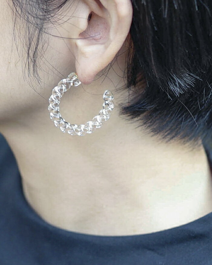 【ふるさと納税】HARIO ピアス ネジリ［HAA-N-001］ ※離島への配送不可｜耐熱 ガラス アクセサリー ハリオ ランプワークファクトリー 職人 繊細 フォーマル カジュアル きれいめ おしゃれ 20代 30代 40代 ギフト プレゼント お祝 記念日 _FM07 サムネイル2