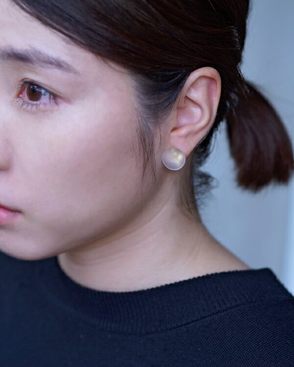 【ふるさと納税】HARIO イヤリング マユ［HAA-MY-002E］ ※離島への配送不可｜耐熱 ガラス アクセサリー ハリオ ランプワークファクトリー 職人 繊細 フォーマル カジュアル きれいめ おしゃれ 20代 30代 40代 ギフト プレゼント お祝 贈答 _FM24 サムネイル2