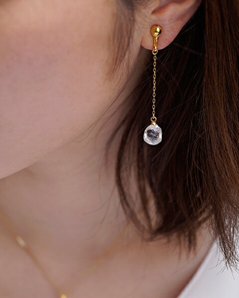 【ふるさと納税】HARIO イヤリング メルティーキューブ［HAA-MC-003E］ ※離島への配送不可｜耐熱 ガラス アクセサリー ハリオ ランプワークファクトリー 職人 繊細 フォーマル カジュアル きれいめ おしゃれ 20代 30代 40代 ギフト プレゼント_FM27 サムネイル2